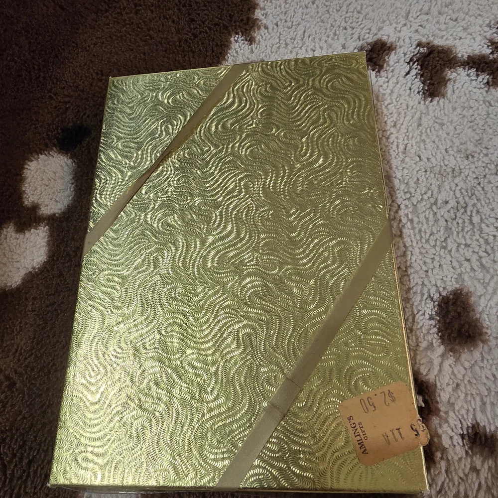 Rice Paper Silk Effect Napkins - Festive Design